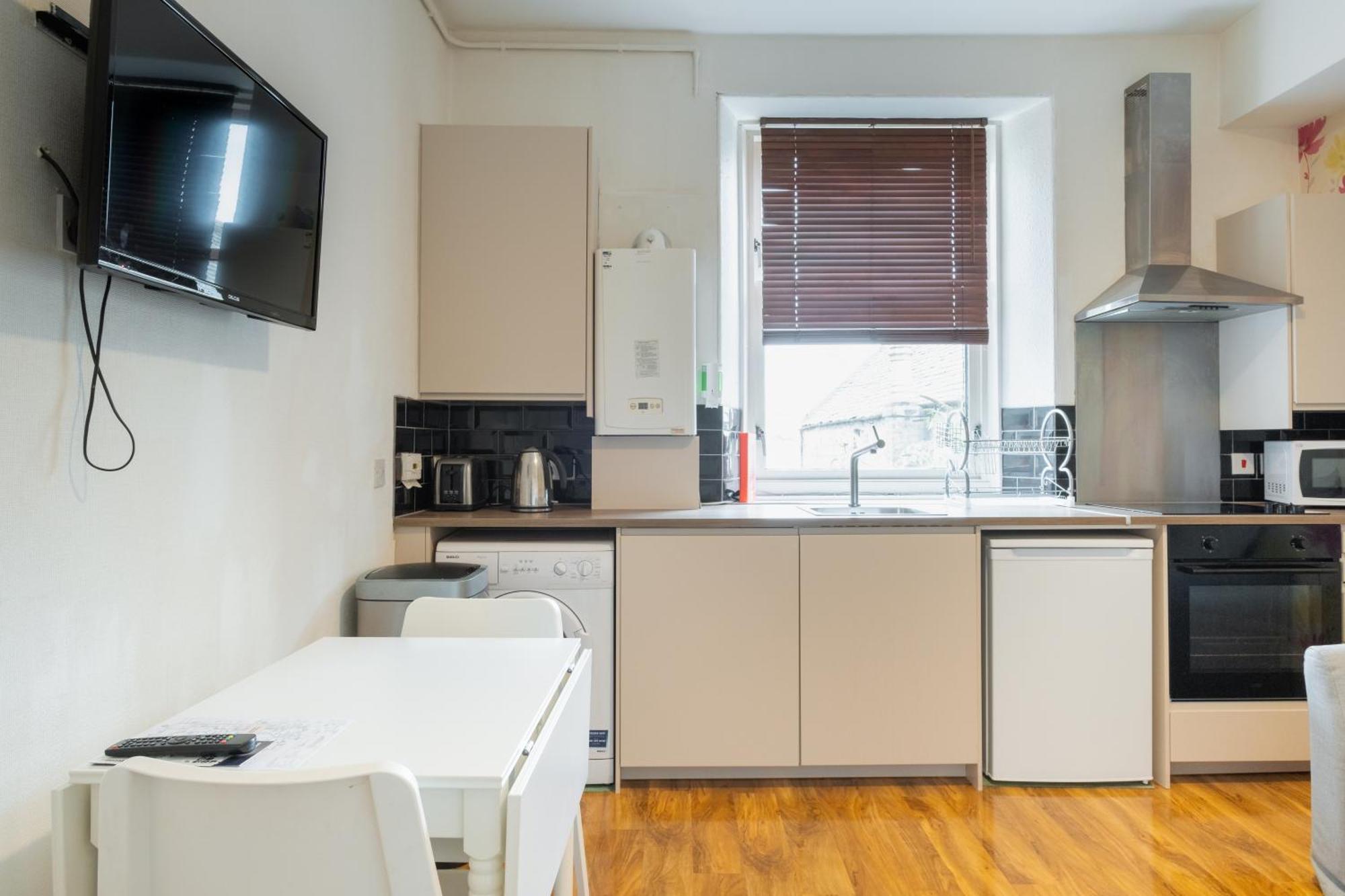 Fraser Apartment Абердин Екстер'єр фото